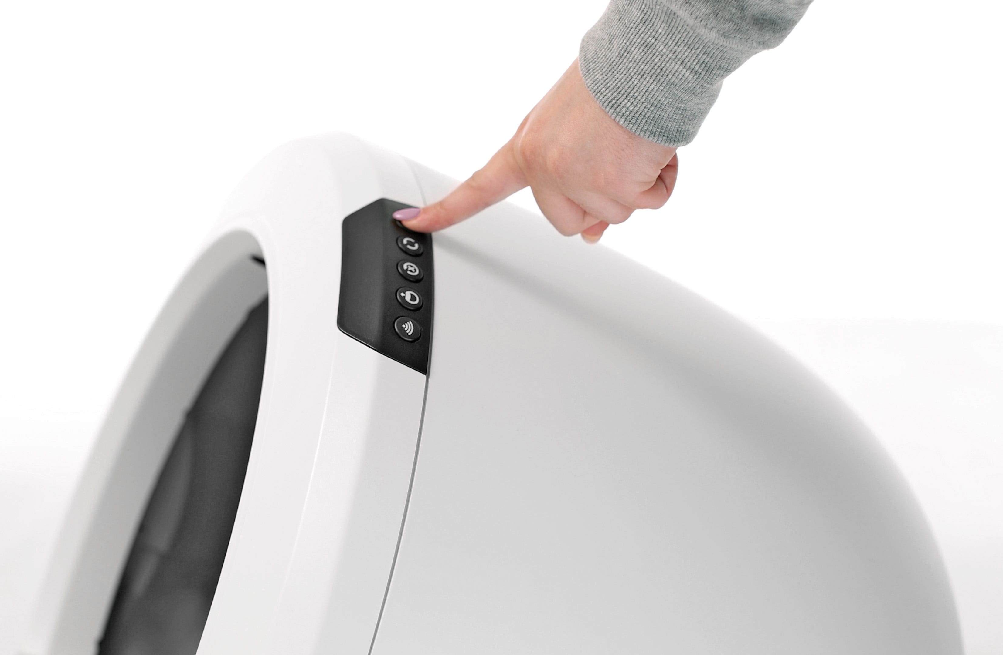 Image of turning on the Litter-Robot