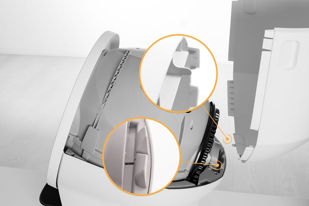 Aligning bonnet hinge